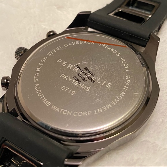 Perry Ellis Men’s Accutime Silicon Strap Watch - Picture 5 of 12